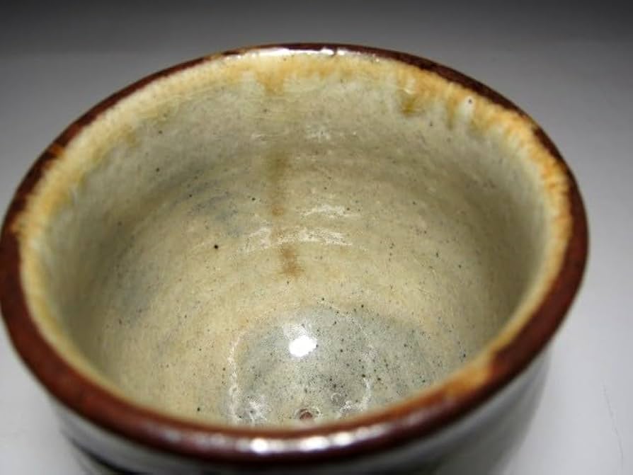 Amazon.co.jp: ＜人間国宝 金城次郎 壷屋焼 湯呑 斬新な絵付けに目を