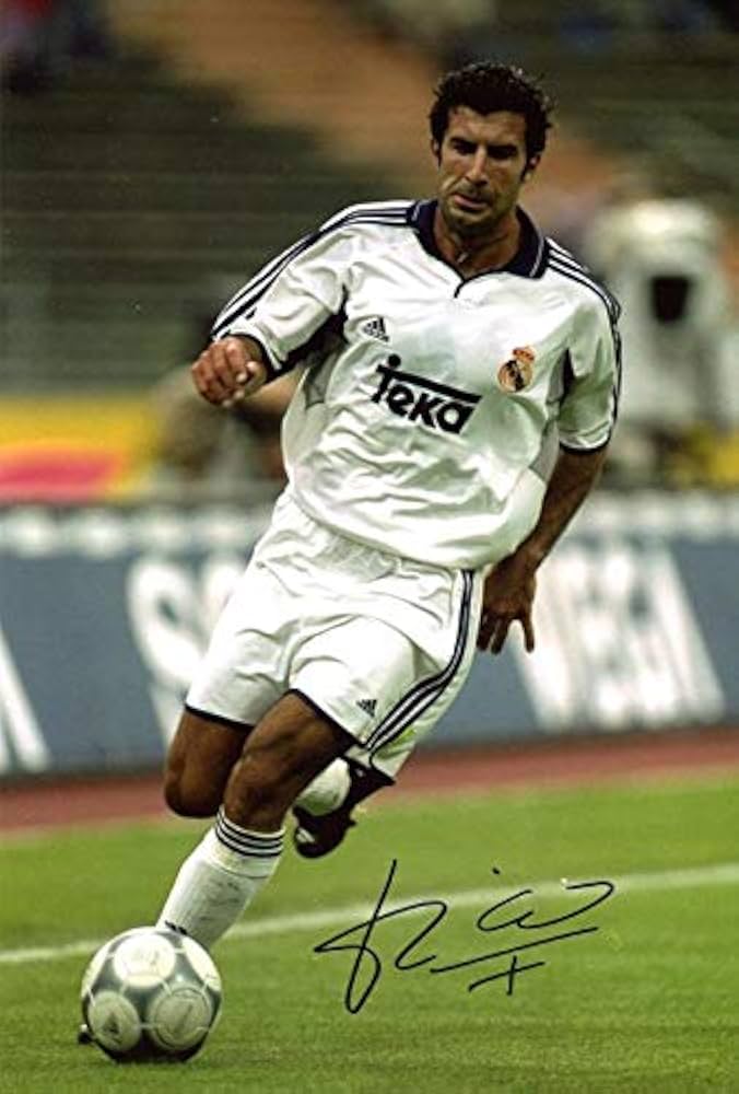 Amazon.co.jp: ルイスフィーゴ レアルマドリード 直筆サイン入りフォト