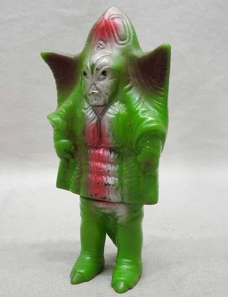 Amazon.co.jp: 円谷エンタープライズ アイアン ミニソフビ 当時物