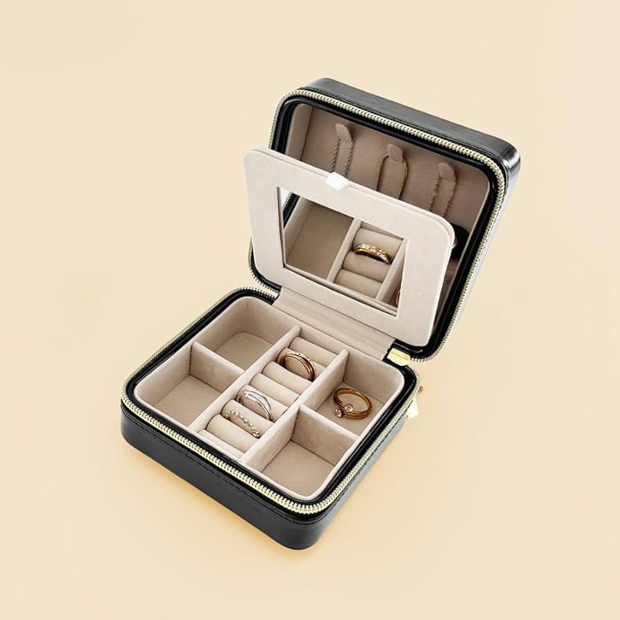 Amazon.com: Brouk & Co Pearl Travel Jewelry Case (Black