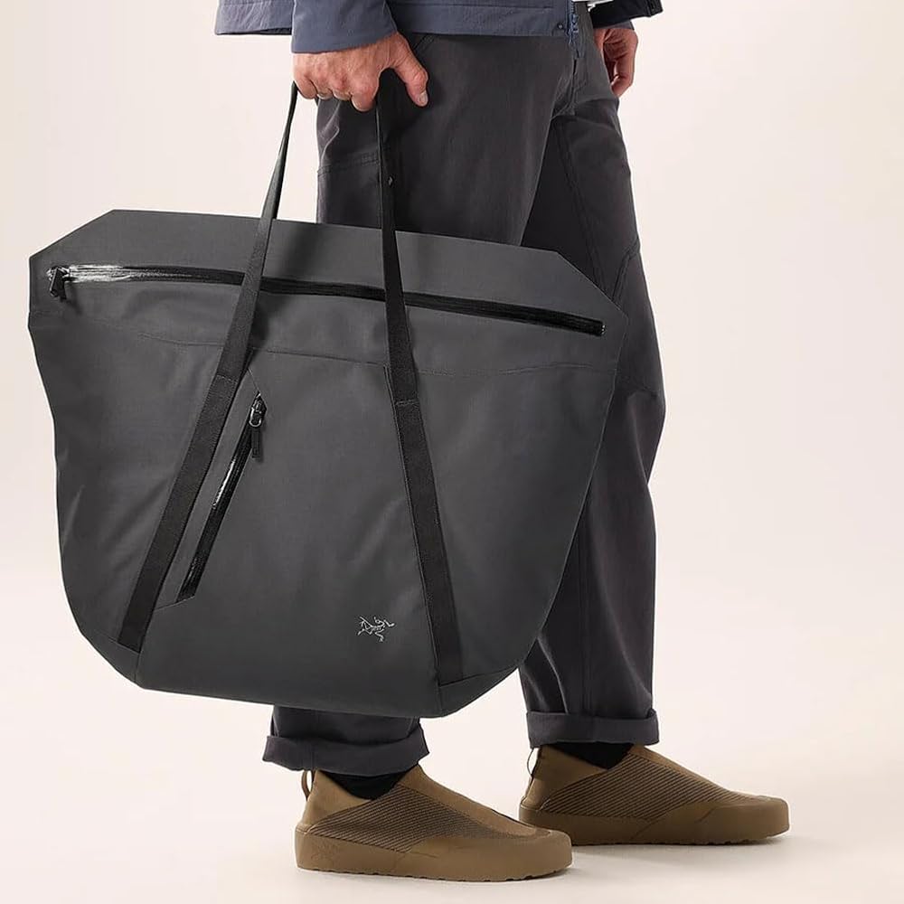Amazon.com: Arc'teryx Granville 30 Carryall Bag | Durable Weather