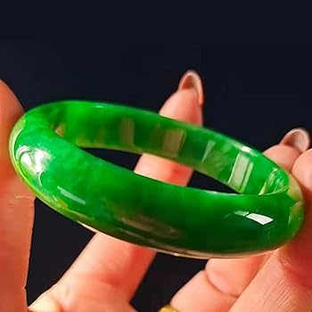Amazon | 本物の天然ビルマ翡翠バングルブレスレット グリーン翡翠