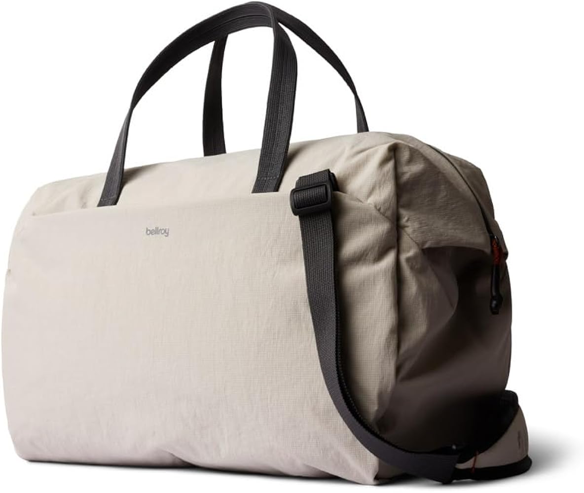 Amazon.co.jp: [Bellroy] Lite Duffel テクニカル素材の軽量ボストン