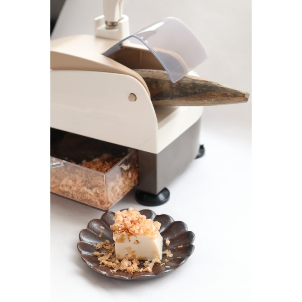 Amazon.co.jp: 愛工業 かつおぶし削り オカカ 22011 : 食品・飲料・お酒