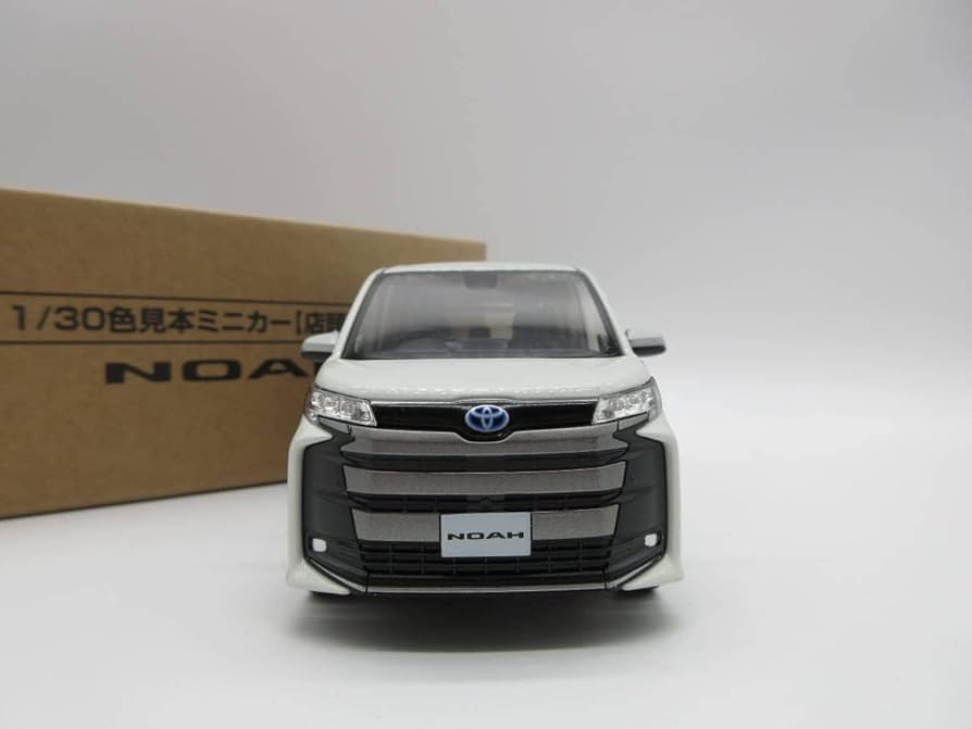 Amazon | 1/30 トヨタ 新型ノア S-Z 2022年モデル カラーサンプル
