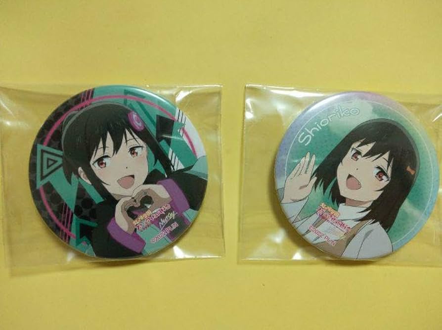 Amazon | 三船栞子 缶バッジ NEXT SKY GO OUR WAY 私服 | バッジ