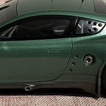 Amazon | オートアート／AUTOart：1/18 アストンマーチン／Astnn