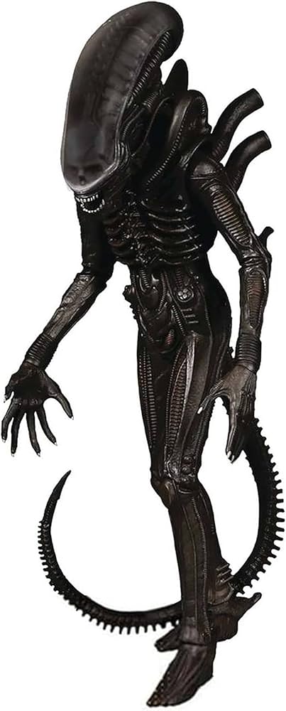 Amazon.com: Mezco Alien One:12 Collective Deluxe Action Figure