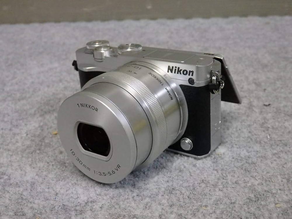 Amazon | Nikon ミラーレス一眼 Nikon1 J5 標準パワーズームレンズ