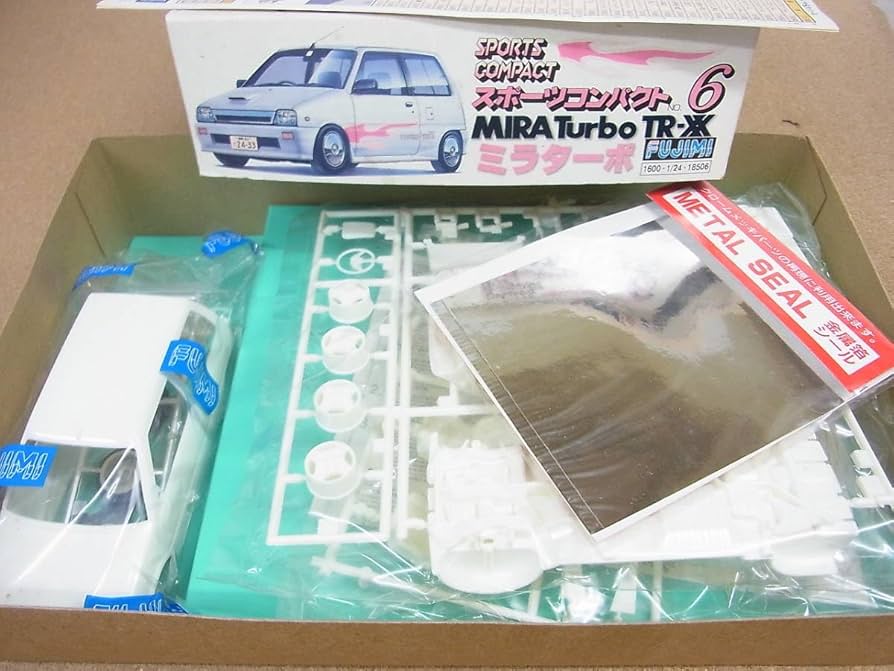 Amazon.co.jp: フジミ 1/24 ダイハツ ミラターボ TRXX スポーツ
