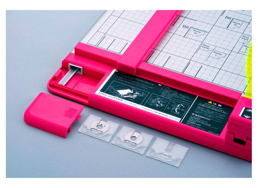 Amazon.co.jp: カール事務器 裁断機 ペーパーカッター A4対応 40枚裁断