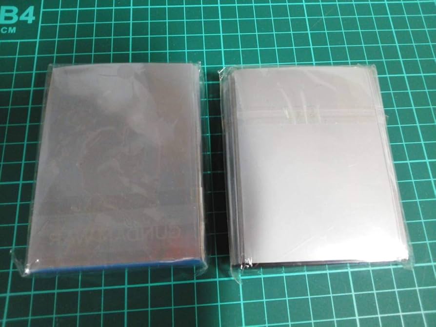 Amazon | ガンダムウォー限定カードスリーブ2個セット 未使用未開封品