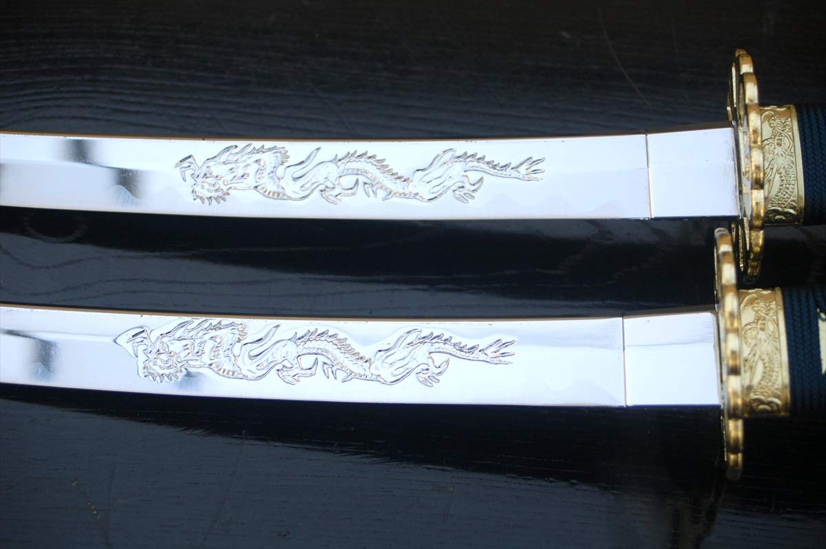 Amazon.co.jp: 模造刀-美術刀 ミニミニ竜3点セット(彫金・紺)刀掛台付