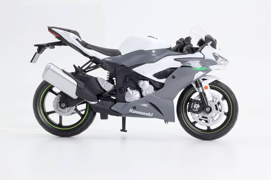 Amazon.com: Doyusha Diecast Motorcycle 1/12 2023 Kawasaki Ninja ZX