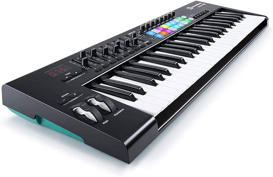 NOVATION / Launchkey 61 MK3 MIDIキーボード