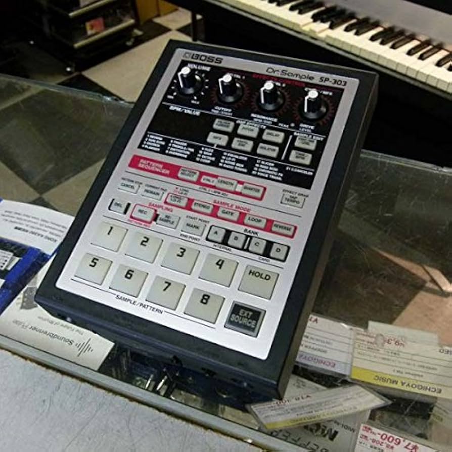 Amazon | Boss SP-303 | サンプラー | 楽器・音響機器
