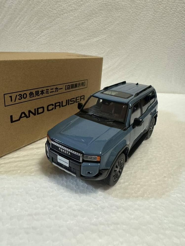 非売品】ランドクルーザー250 ミニカー ダイキャスト製 089 パール 京