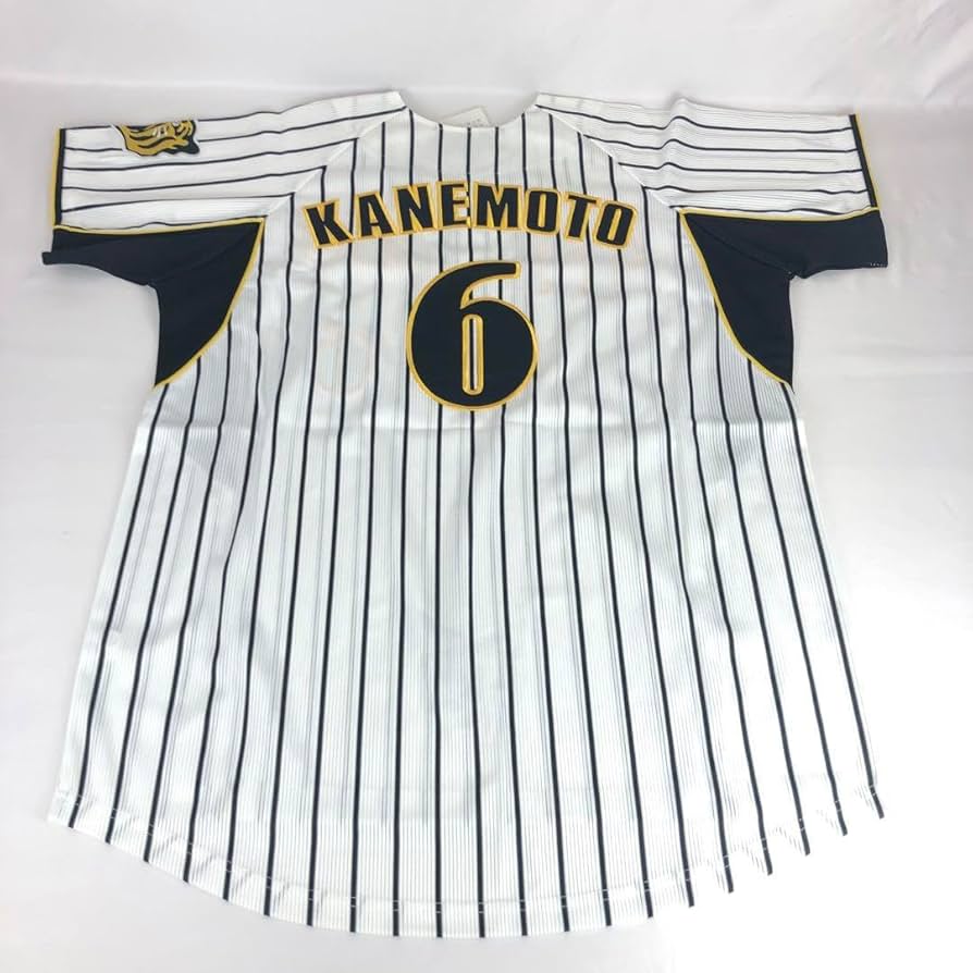 Amazon.co.jp: 阪神タイガース 6番 金本知憲 ユニフォーム タグ付き LL