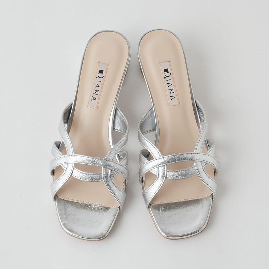 Amazon | [ダイアナ] サンダル 日本製 銀 シルバー Mサイズ
