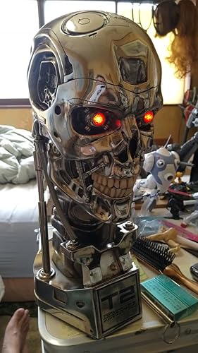 Amazon.co.jp: ターミネーター2 1/1スケール T-800 エンドスケルトン