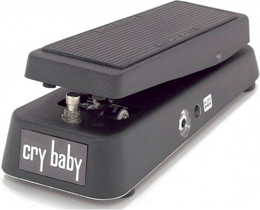 Amazon.com: Dunlop Crybaby GCB-95 Classic Wah Pedal w/2 FREE Patch