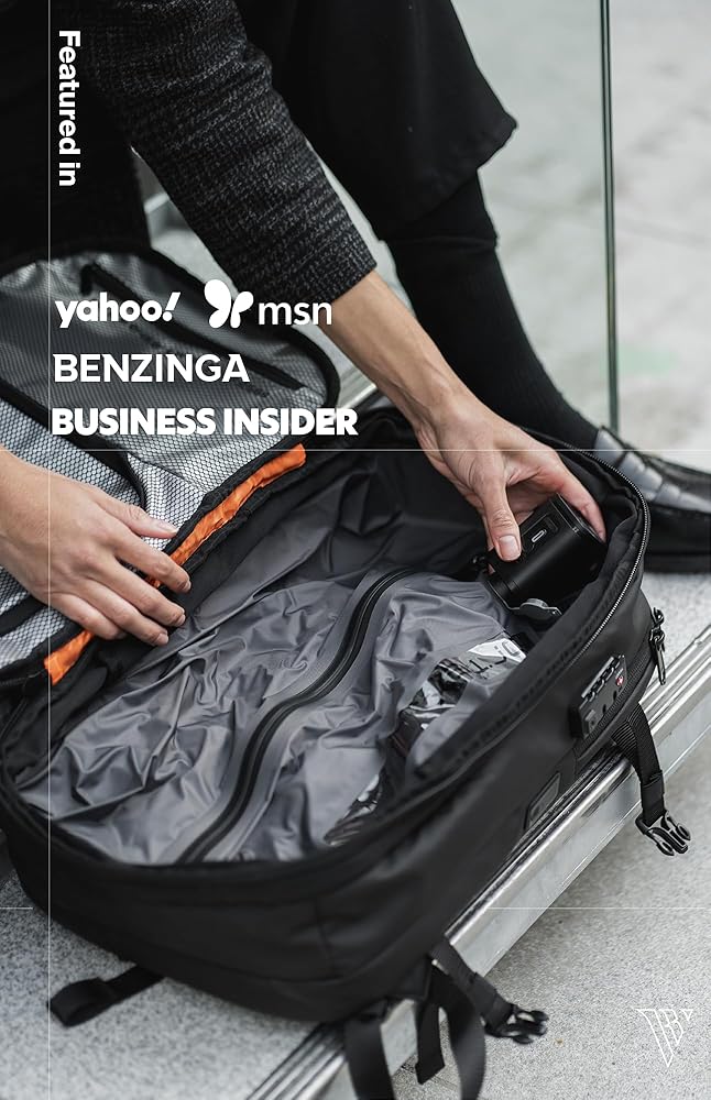 Amazon.co.jp: BlackVoyage Vortex 真空シール トラベルバックパック