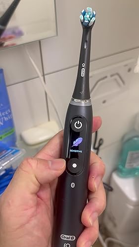 Amazon.co.jp: ブラウン 電動歯ブラシ オーラルB iO9 iOM92B22ACBK