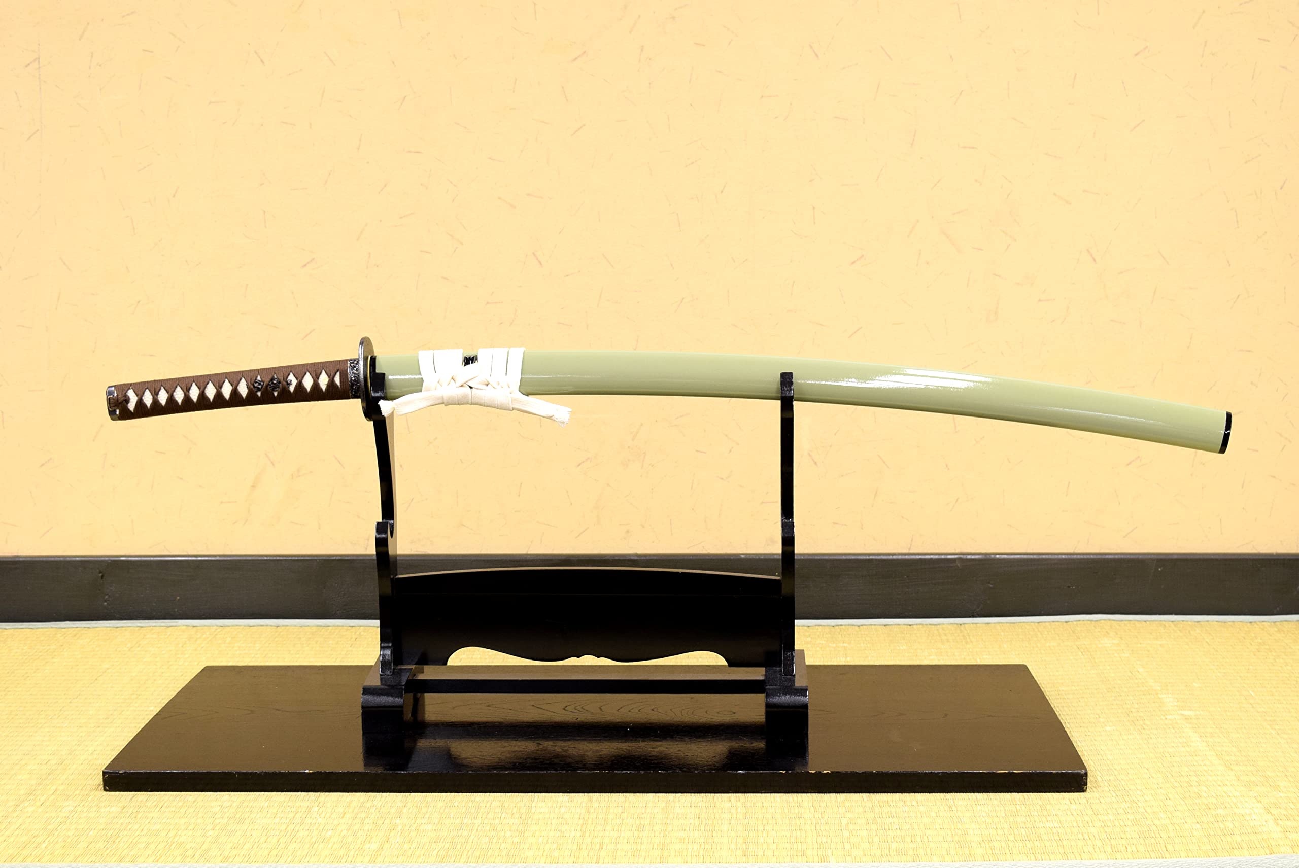 Amazon.co.jp: しのびや 模造刀 名刀 桑名江 (刀・鞘・刀袋・刀拭