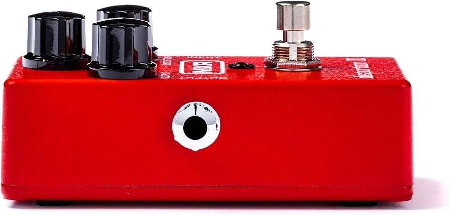 Amazon.com: MXR® Distortion III : Musical Instruments