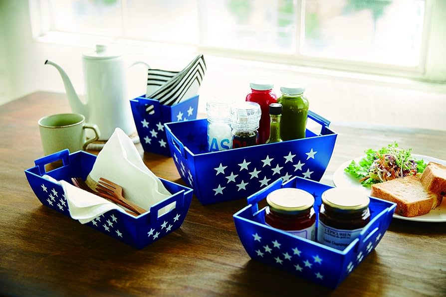 Amazon｜伊勢藤 収納ケース ネイビー 9.9×10.7×11.7 クラスケット with