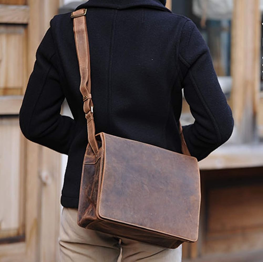 Amazon | ViscontiレザーA4レザーメッセンジャーバッグ（18548