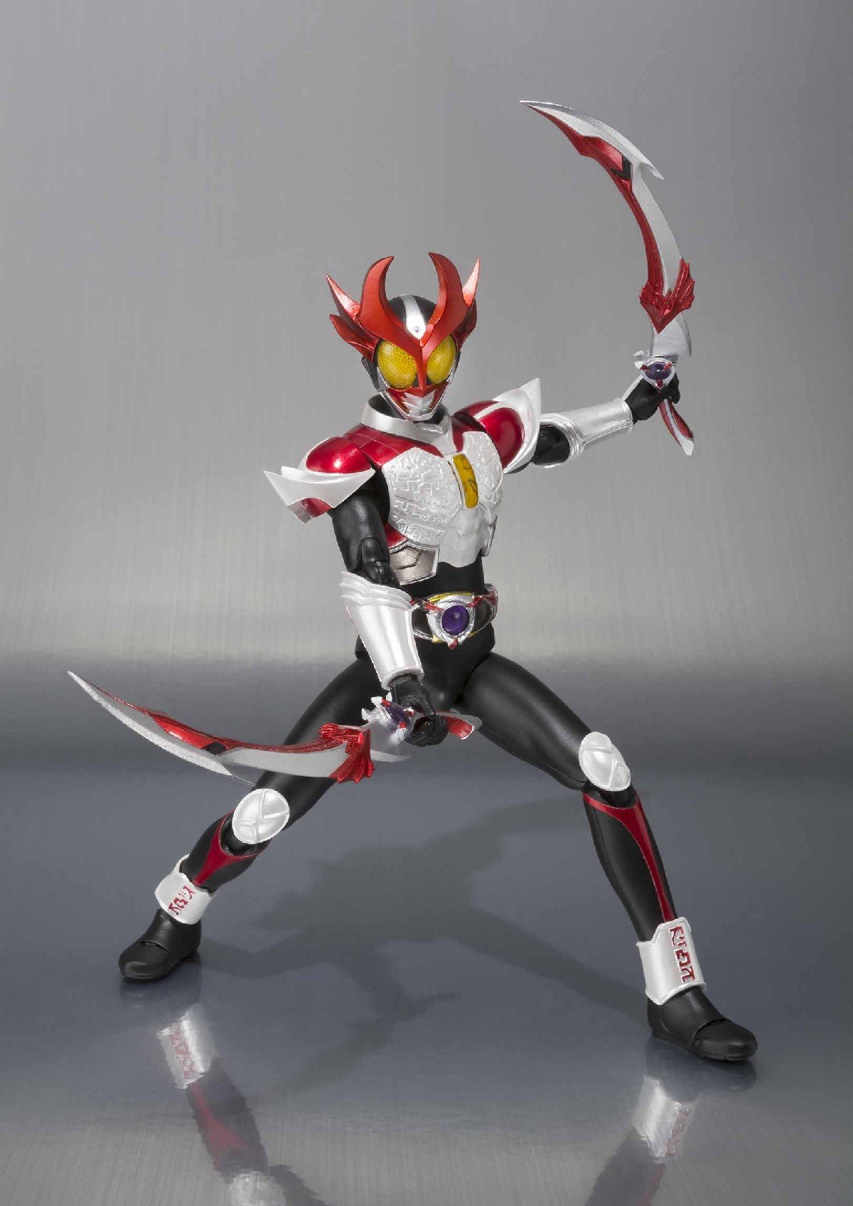 Amazon.co.jp: TAMASHII NATIONS S.H.フィギュアーツ 仮面ライダー