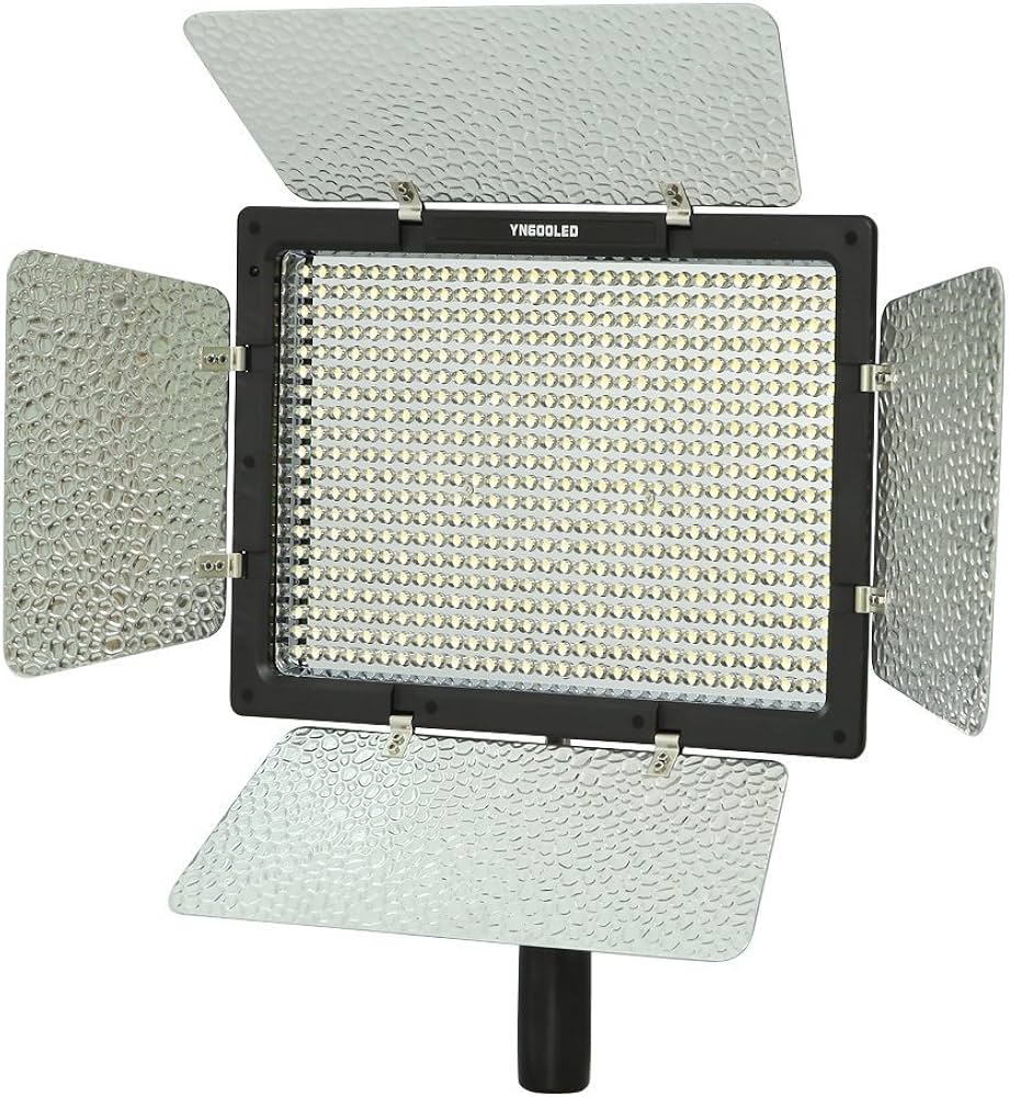 Amazon.co.jp: YONGNUO YN 600 L LED ビデオライト 600球のLED搭載