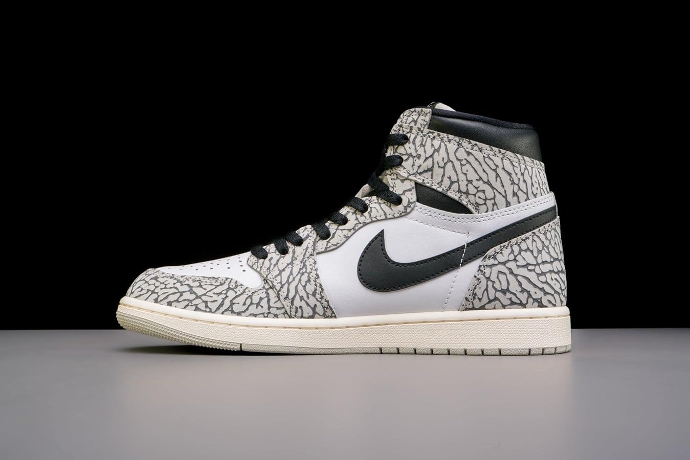 Amazon.com | (Men's) Air Jordan 1 Retro High OG 'White Cement