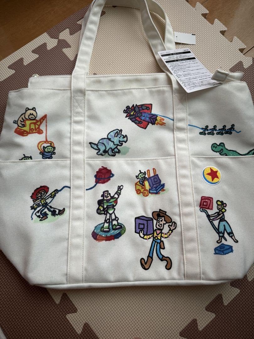 Amazon.co.jp: トイストーリーホテル限定トートバッグ : おもちゃ