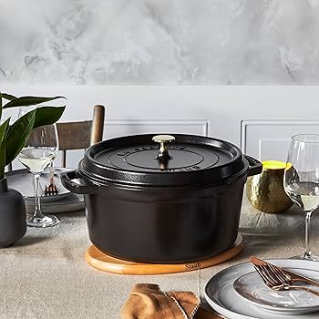 Amazon.com: STAUB Cast Iron Dutch Oven 7-qt Round Cocotte, Serves