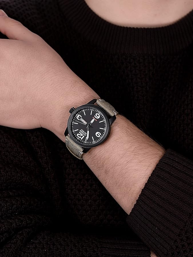 Amazon | テキスタイルストラップ付きシチズンメンズクォーツ時計