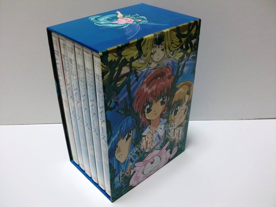 Amazon.co.jp: 魔法騎士レイアース DVDメモリアルBOX : CLAMP, 椎名