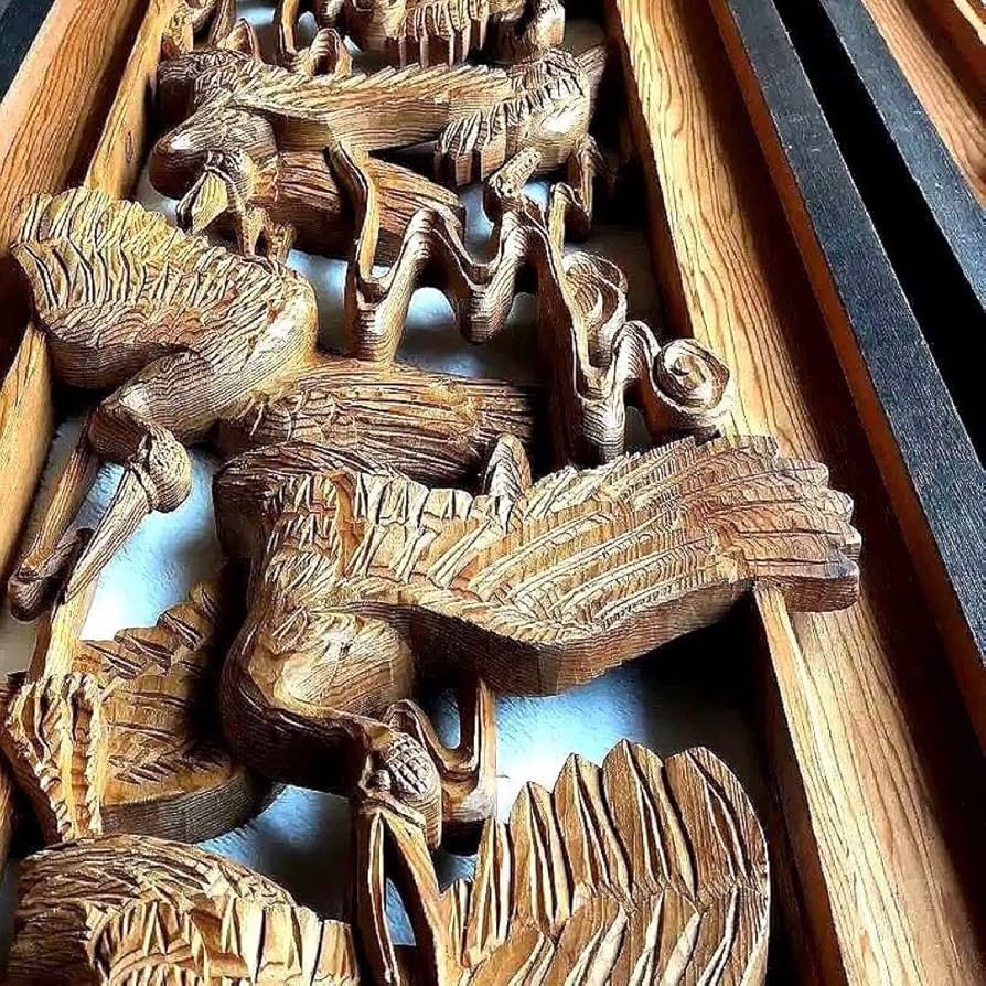 Amazon.co.jp: 井波彫 特殊彫り高級欄間千羽鶴 二枚 : おもちゃ