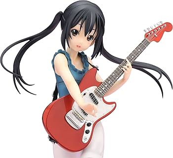 Amazon.co.jp: けいおん! 中野梓 (1/8スケール PVC製塗装済み完成品