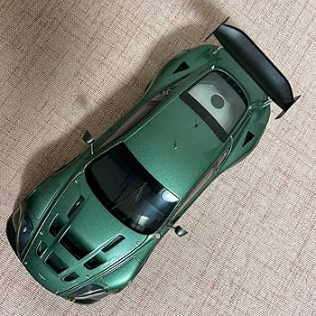 Amazon | オートアート／AUTOart：1/18 アストンマーチン／Astnn