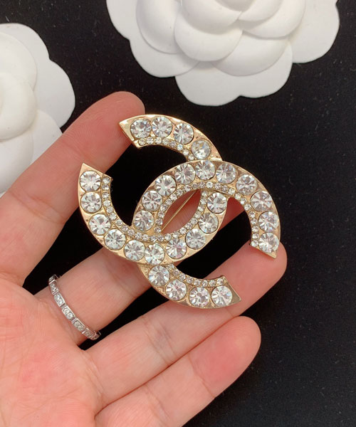 シャネル ブローチ Chanel brooch ゴールドCC パールシャネル