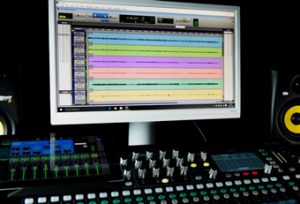 オールインワン・コンパクトデジタルミキサー「Allen＆Heath / QU-16C