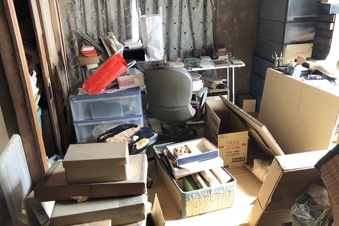 老前整理しようとしていた矢先に遺品整理をすることに。物が多すぎて