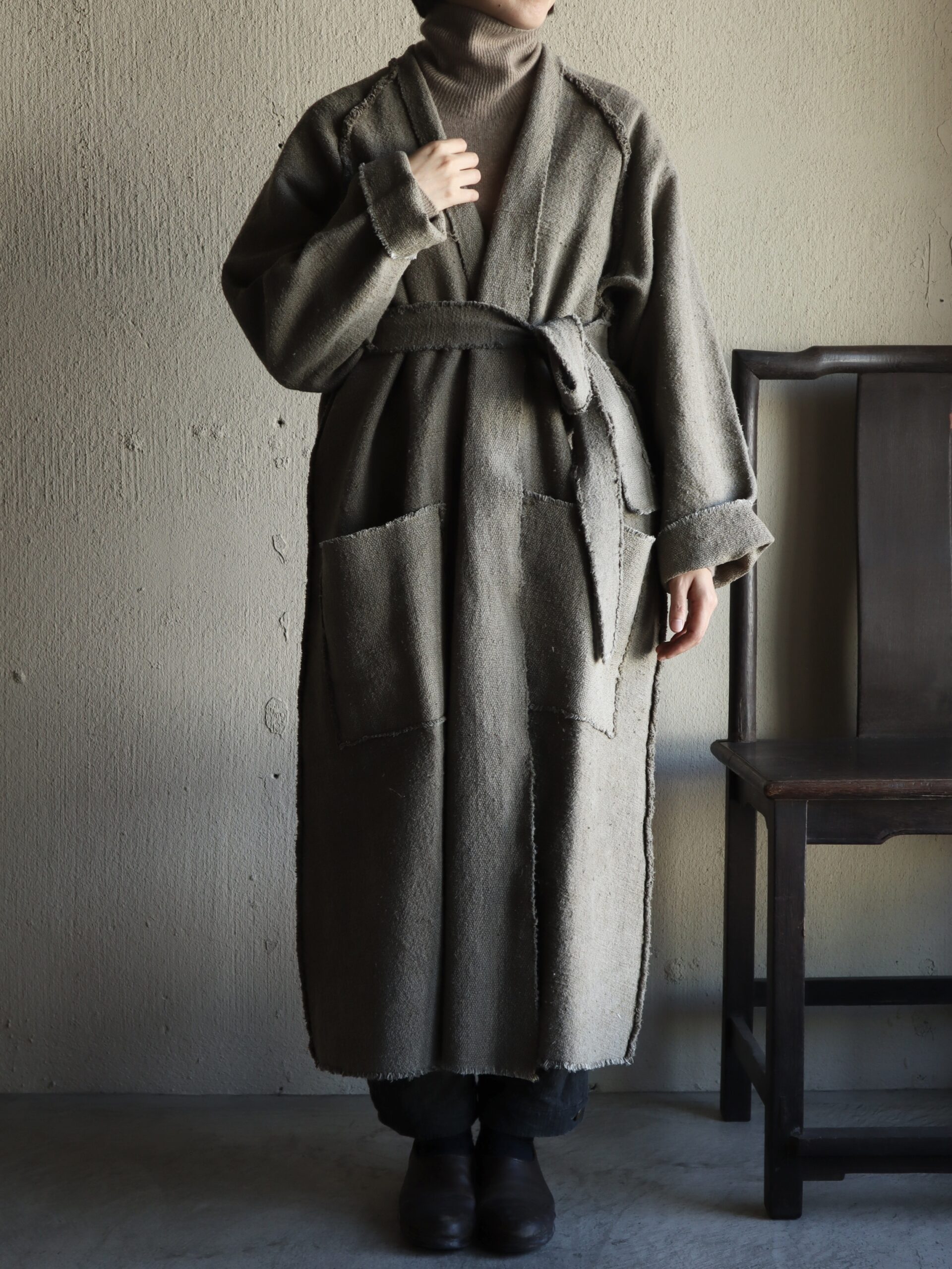 mienisi exclusive “MITTAN ガラ紡ロングコート” | mienisi