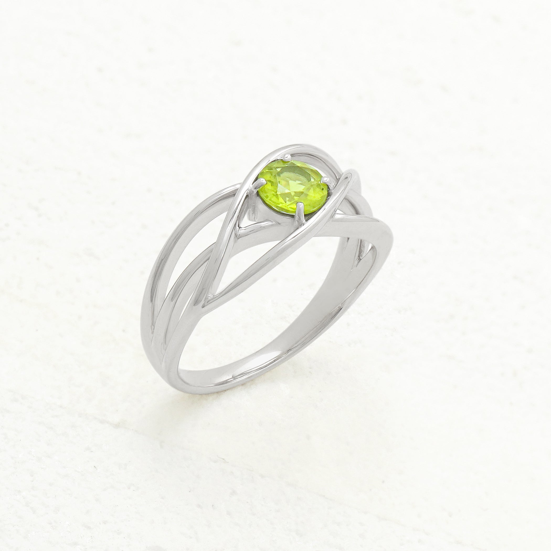 8月誕生石 シルバー ペリドット リング – Milluflora | ミルフローラ