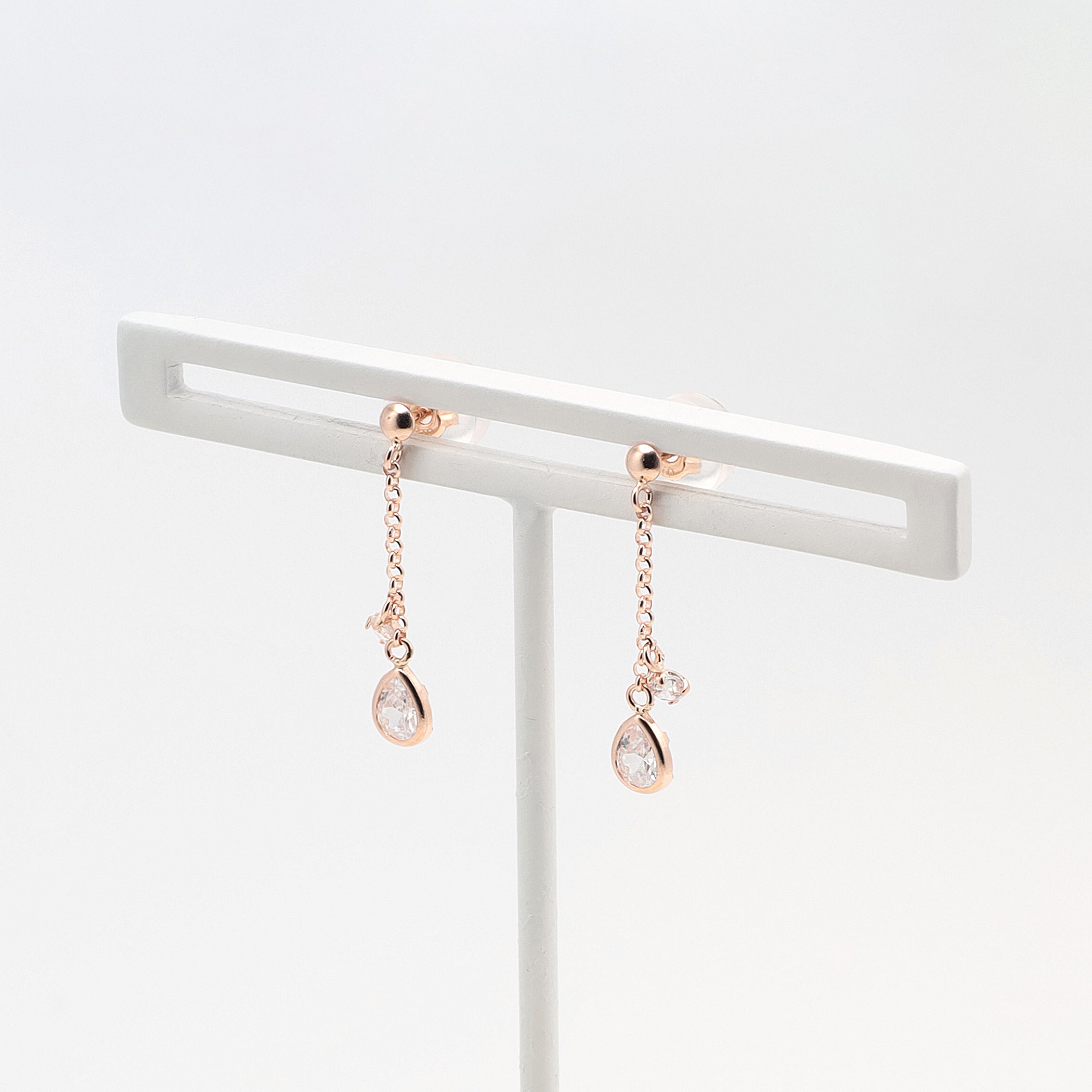 WEB限定】K10 ピンクゴールド キュービックジルコニア しずく ピアス