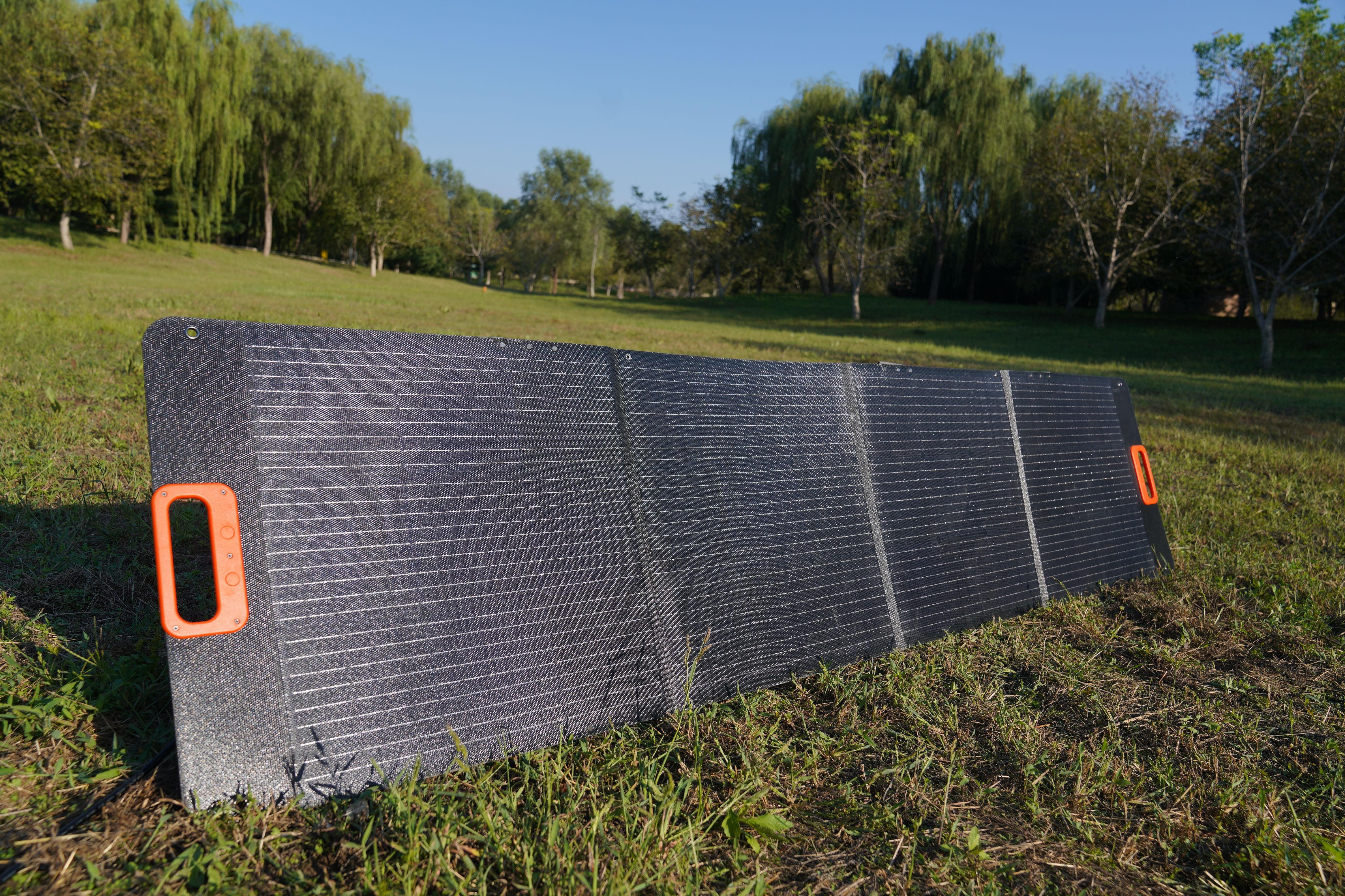 ソーラーパネル DEENO SP200 – MiraiSell Selection（ミライセル