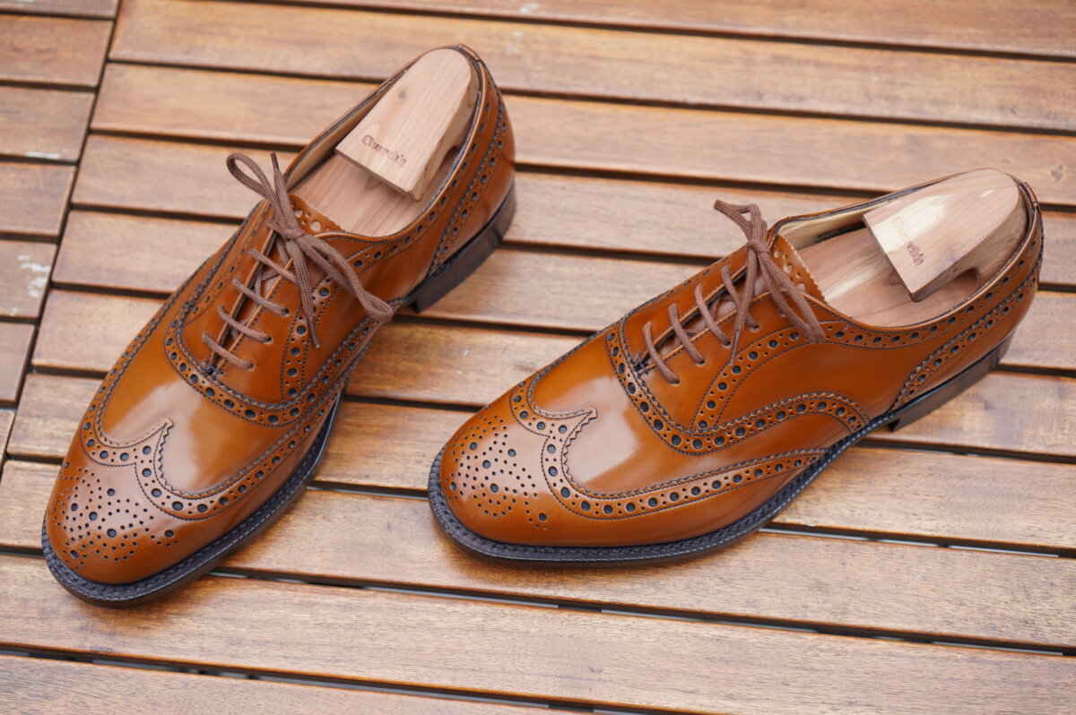 チャーチの名作バーウッド サンダルウッドをレビュー。｜ポリッシュド