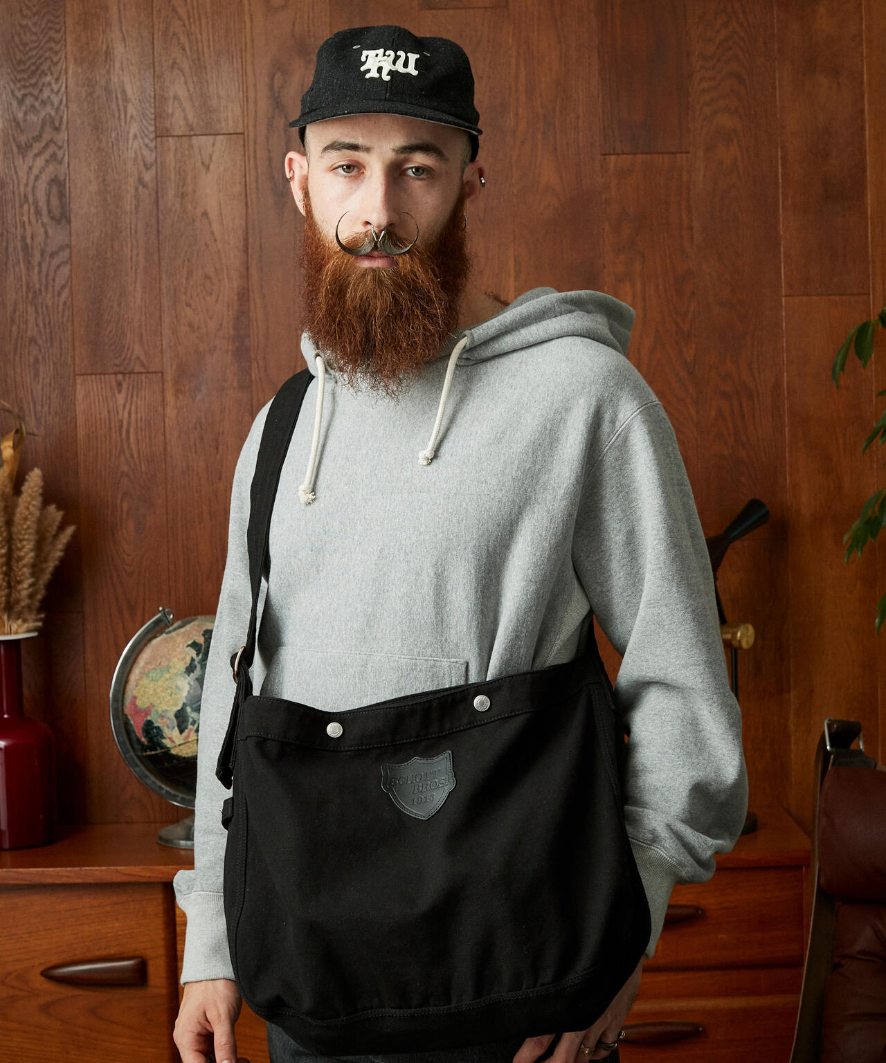 直営限定/NEWSPAPER BAG/ニュースペーパー バッグ | Schott（ショット